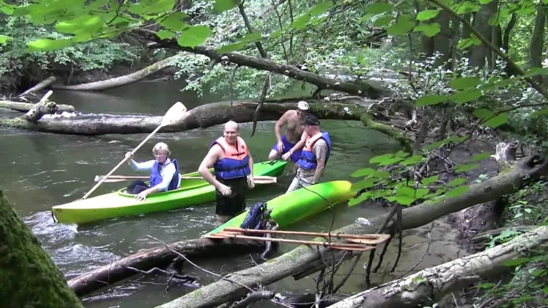 Spływ kajakowy Drawa: trasy, porady i atrakcje, które musisz znać przed wyprawą