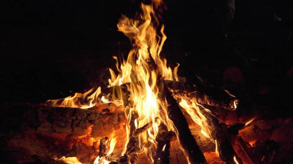 Jak szybko rozpalić ognisko bez frustracji i niepotrzebnych problemów