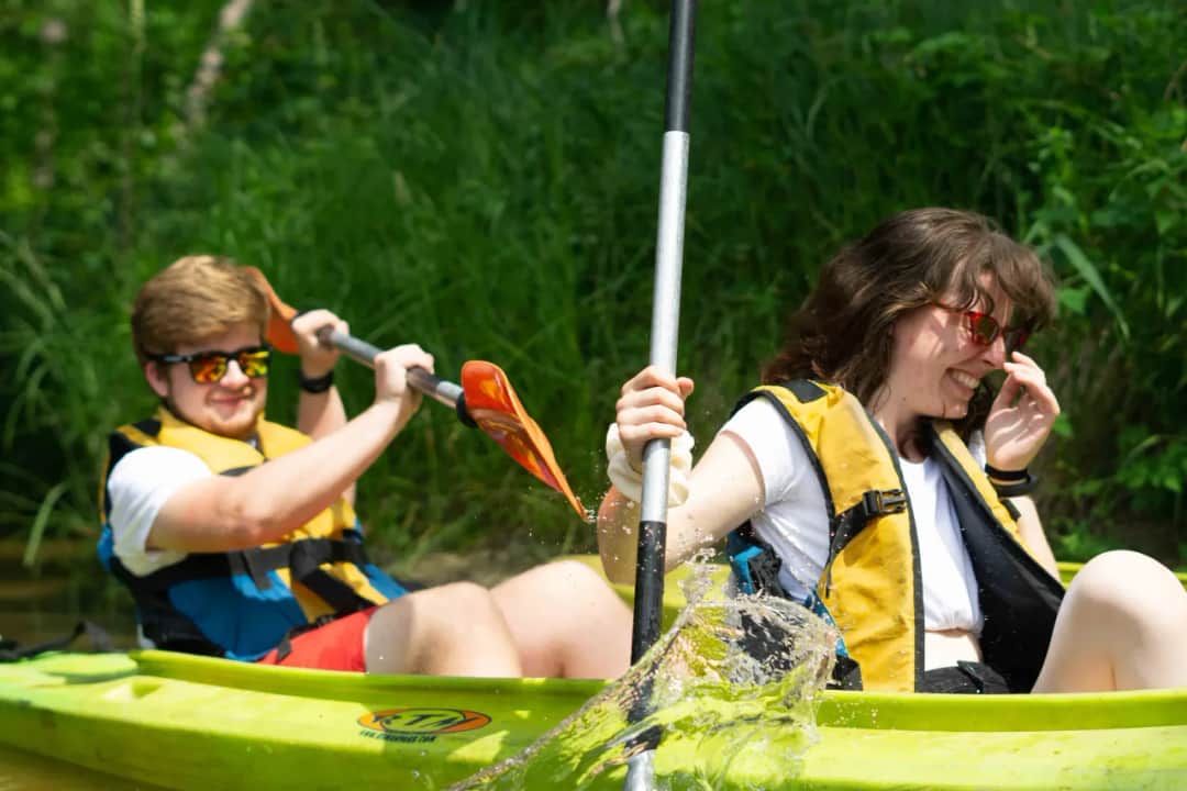 Spływ kajakowy Susiec: Bezpieczna trasa pełna przygód i natury