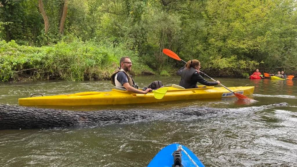 Spływ kajakowy Częstochowa - najlepsze trasy i porady dla początkujących
